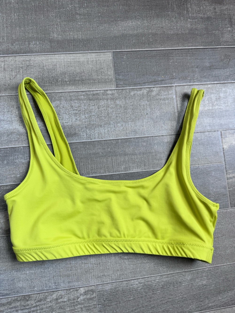 SKIMS Neon Sports Bra